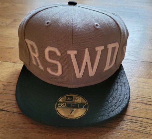 Gray fitted Hat sz 7 faux ostrich skin 