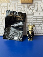 bearbrick 100% triiad medicom toy