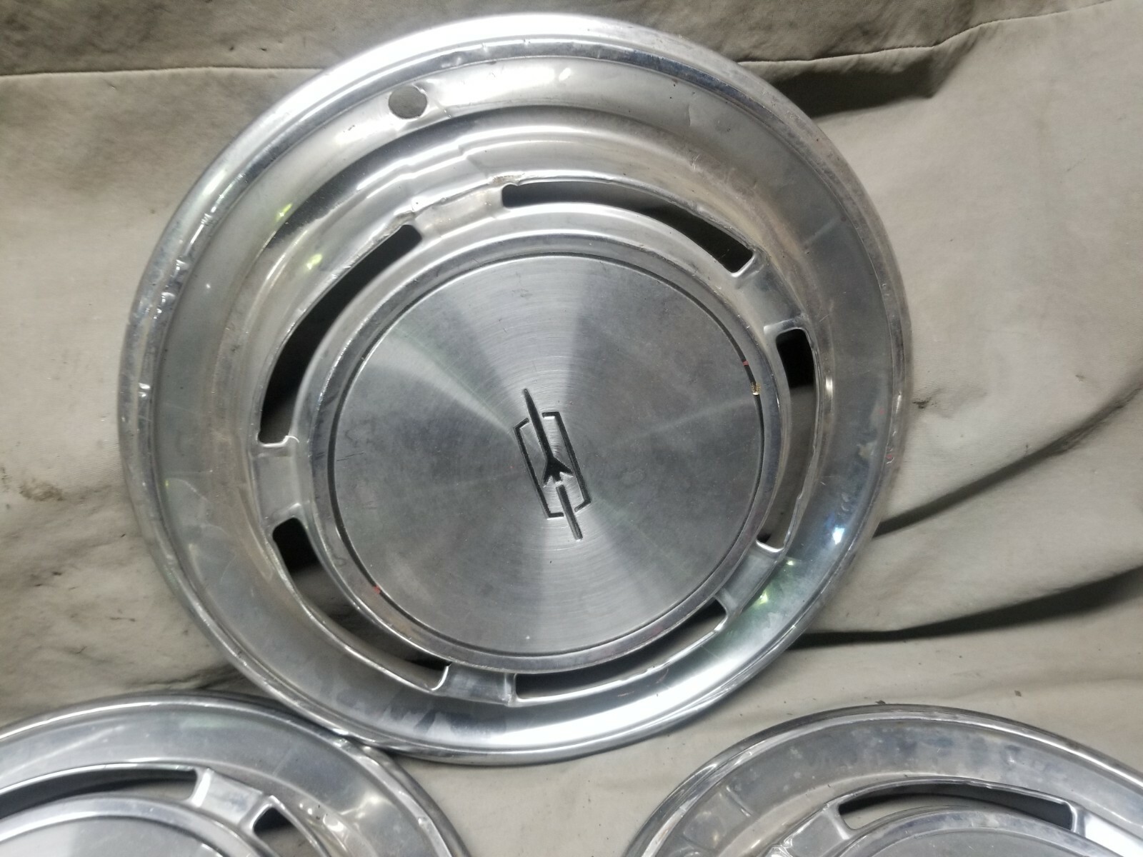 Oldsmobile 14" Hub Caps Wheel Covers Vintage Cutlass Delta eBay