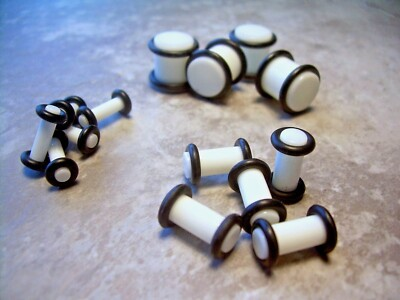 #ad PAIR 2 Pcs White Straight Ear Plugs Black O Rings Grooved to Stay In Place B2 $2.77