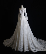 Elegant Long Sleeves Wedding Dresses Off the Shoulder Lace Appliques Bridal Gown