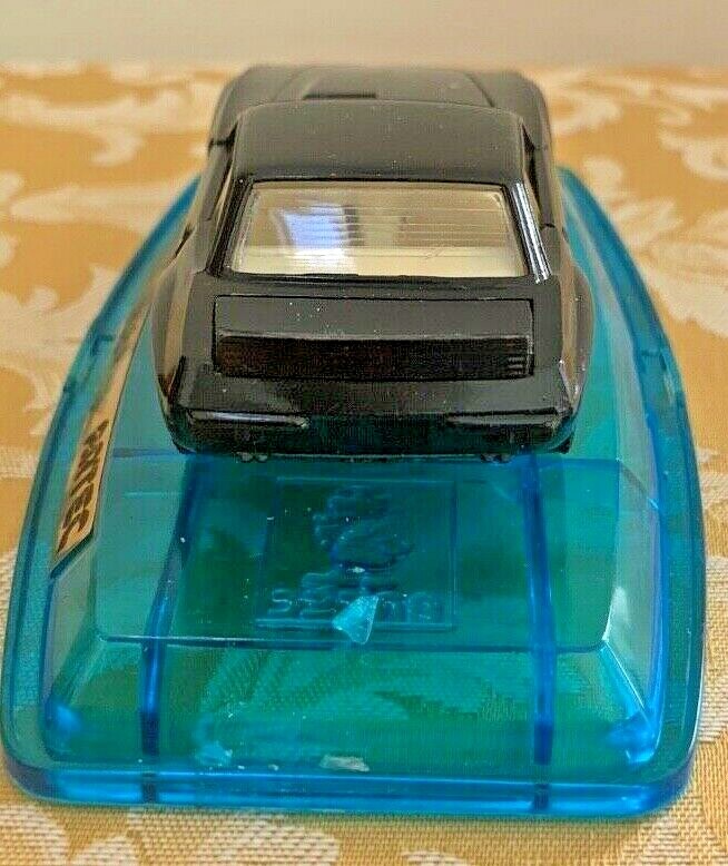 Picture 6 of 12