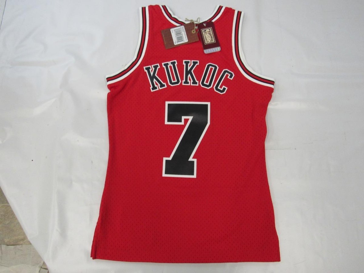 NEW 1997-98 Toni Kukoc #7 Bulls Mens Mitchell & Ness Red