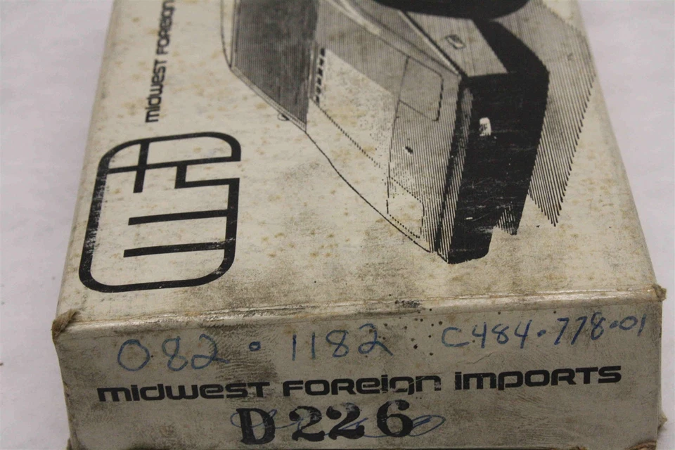 Front Brake Pads for SAAB 99 900 7199-D2 082-1182 old stock Foto 2 de 2