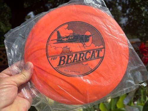 Lightning F8F Bearcat Airplane Disc Golf (Free Innova Discraft Pin) MIP #2221 - Picture 3 of 11