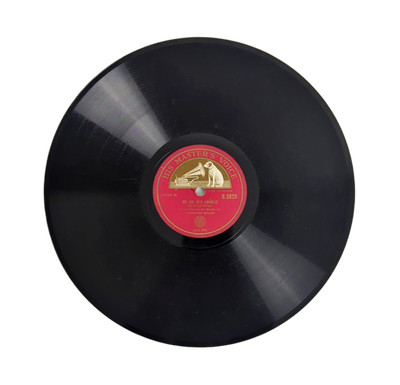 Bernard Miles: Me An' Old Charlie / Over The Gate B9829 HMV
