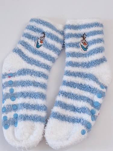 1Pair Girl Children Frozen Anna or Olaf Fluffy Fleece Warm Short Socks 4-8 Year - Picture 2 of 15