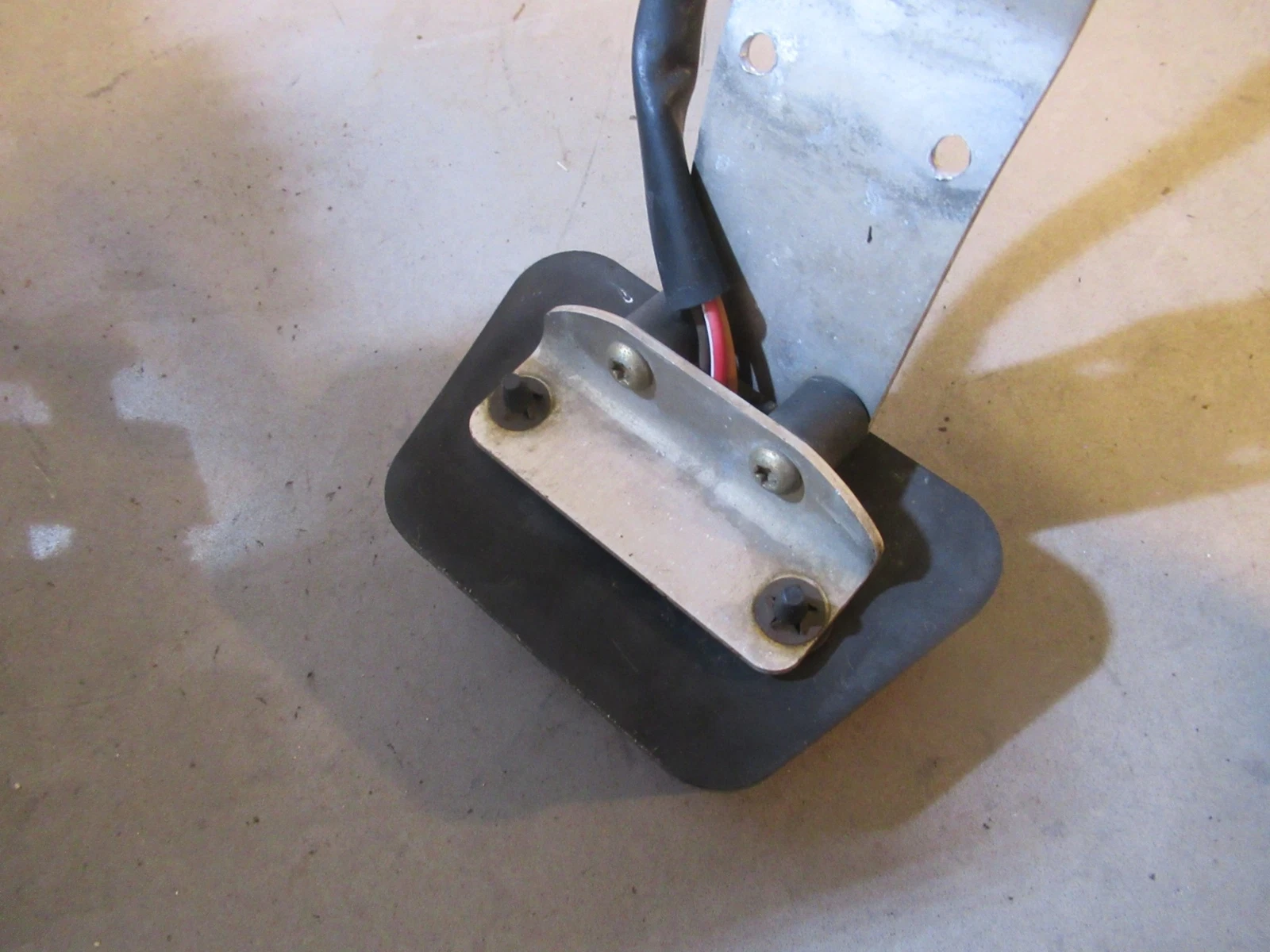 Polaris RMK 600 Taillight Bracket 2007