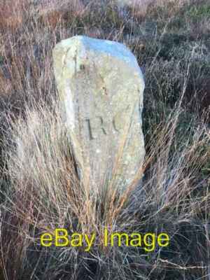 Foto 6x4 alte Grenzmarkierung auf Brown Hill Commondale Nachlassgrenze Ma c2021