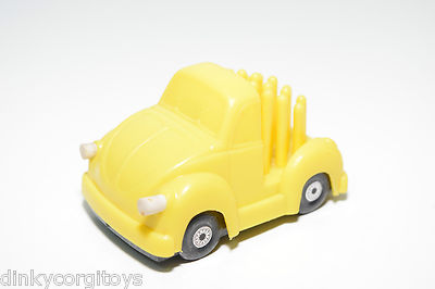 KUNSTSTOFF VW VOLKSWAGEN KÄFER KAFER AUTO STIFT STÄNDER GELB TOP