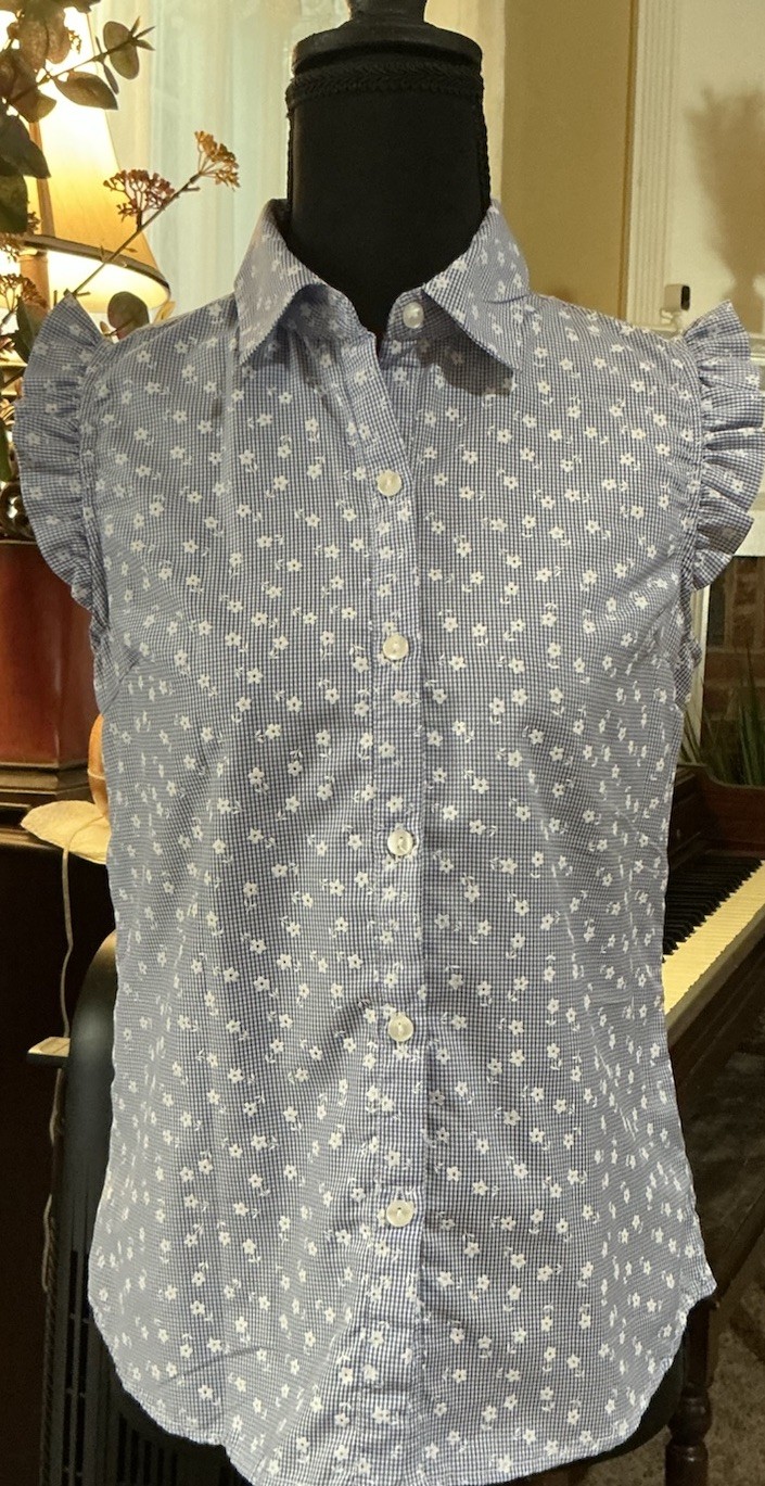 Love Notes Button-down Sleeveless Blouse With Blu… - image 1