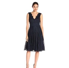 Vera Wang Navy Lace A-line Dress Fit & Flare V-Neck Knee Length Size 8