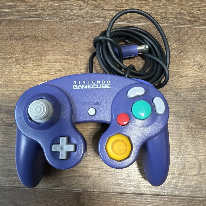 Nintendo GameCube Wired Gaming Controller Indigo Purple
