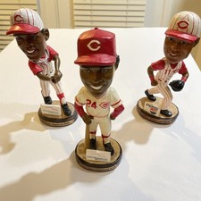 3) Cincinnati Reds & Hall Of Fame Bobble Heads: Perez, Larkin, Frank Robinson