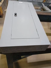 GE 225AMP 240/208V 3PH 4W 42 SPACE MAIN LUG  302 Electric Panel 302-