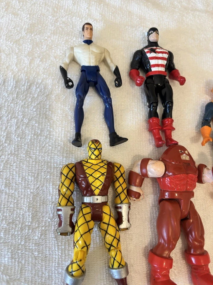 Vintage Marvel Lot Of Six  Toy Biz line of the 1990s. - Image 2 of 4