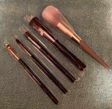 Set Of 5 Make Up Brushes 3 Laruce 1 Motd 1 Complex C Culture New Blush Eyes