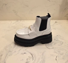 New! Alexander Wang 'Carter' Chelsea Boot Womens Size 8.5 US 38.5 Eur. MSRP $795