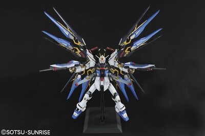 NEW Bandai PG 1/60 ZGMF-X20A Strike Freedom Gundam Model Kit from