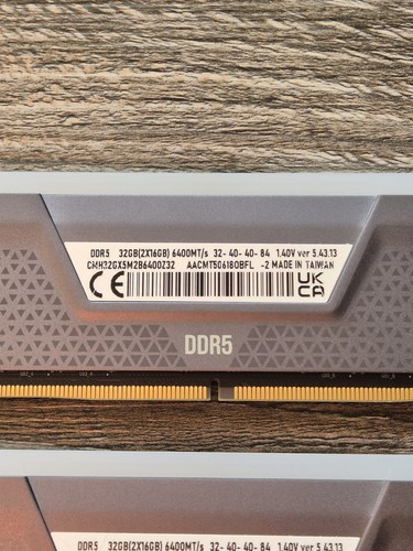 Corsair Vengeance Grey RGB DDR5 6400MT/s 32GB RAM (2x16GB) CMH32GX5M2B6400Z32 - Picture 7 of 12