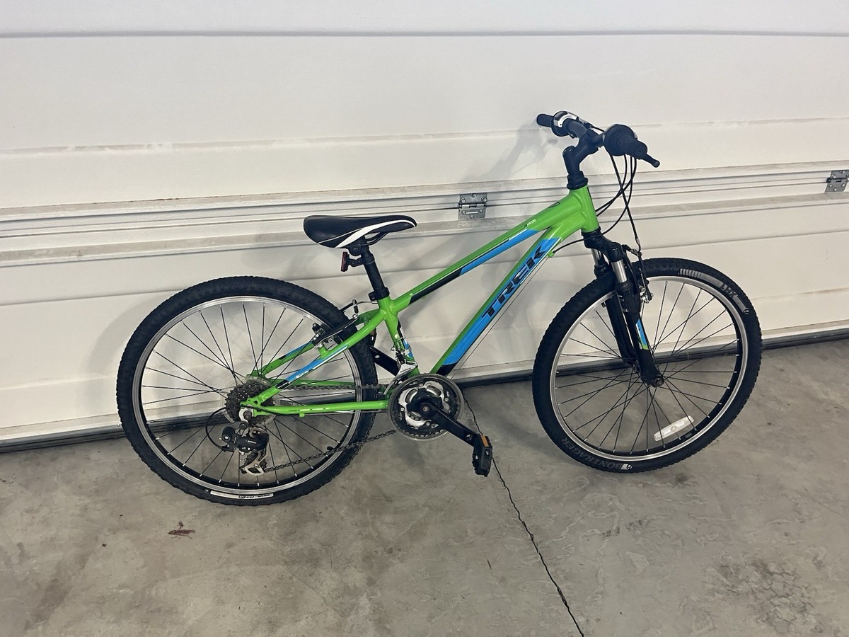 Trek MT220 Kids Mountain Bike 24