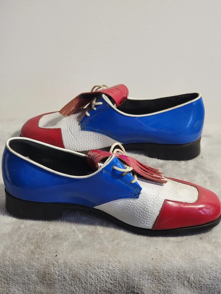 Zapatos de golf vintage Kiltie punta de ala Ben Hogan picos rojos, blancos y azules hechos en EE. UU. Foto 2 de 4