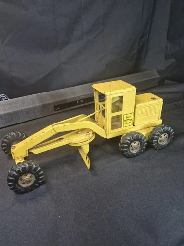 Vintage 1961 Tonka Toy Hi-Way Dept Yellow Road Grader Looks All Original
