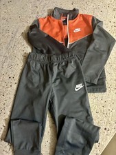 Nike Boys Therma Dri Fit Jacket pants 2 Piece Set Gray/orange 6-7 Years