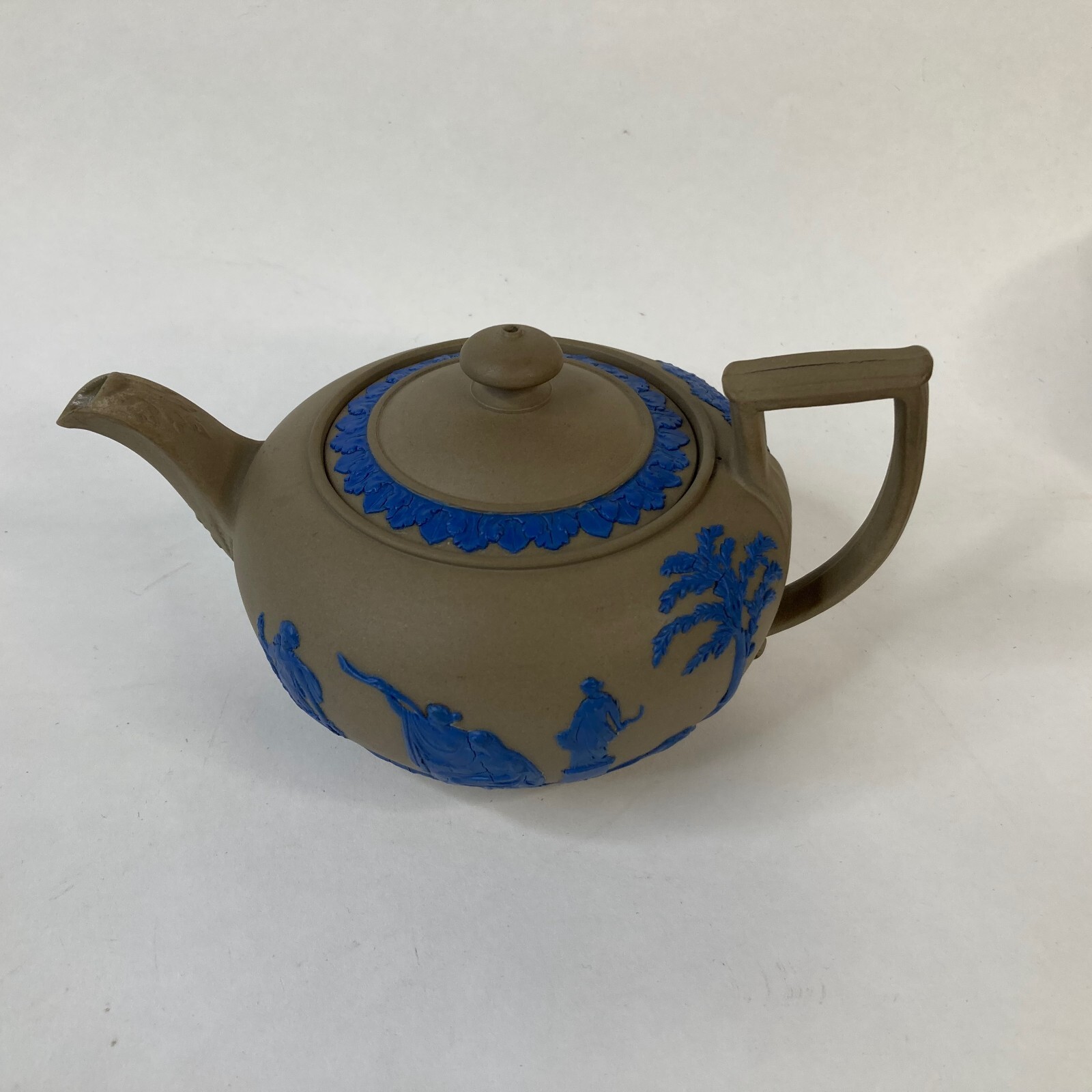 Antique Wedgwood Drabware Teapot with Cobalt Blue Decoration eBay