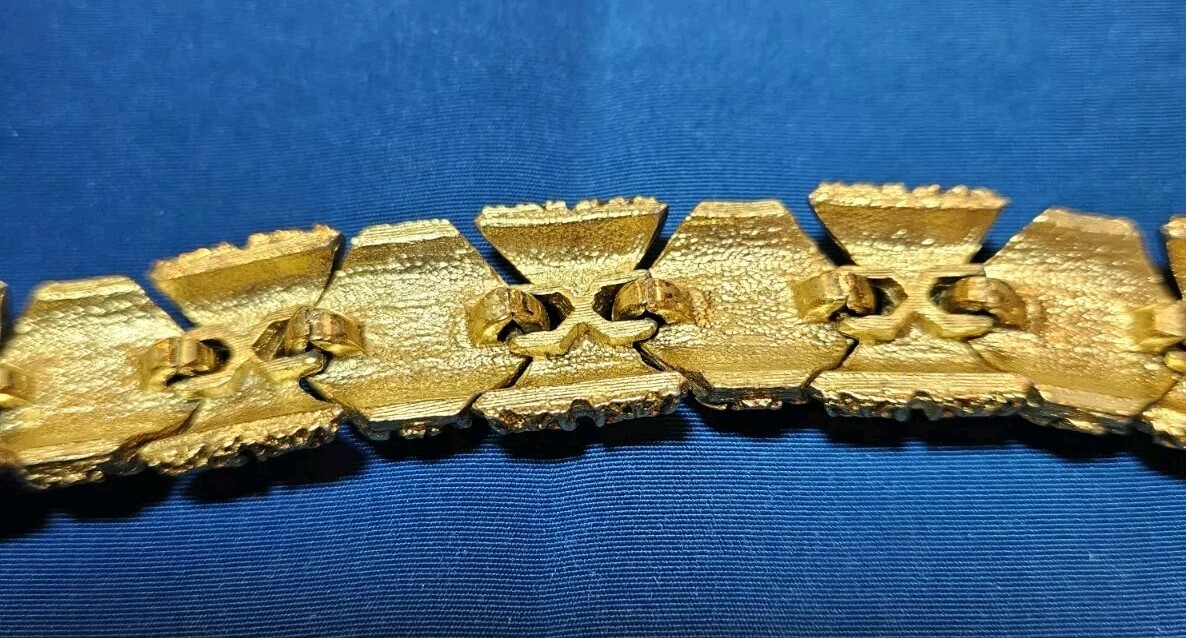 Unsigned Multi-Colored-Stone Link Gold Tone Brace… - image 6