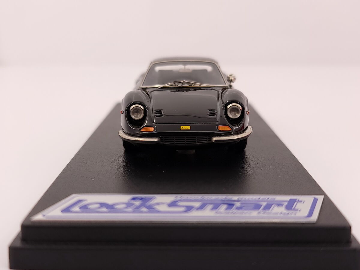 Looksmart 1:43 Ferrari Dino 246 GT Black Japan Looksmart 1:43 Ferrari Dino 246 GT Black Japan