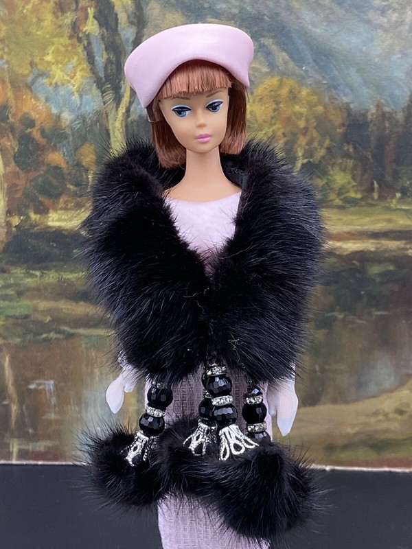 *~*JET BLACK MINK FUR PAW STOLE FOR FASHION ROYALTY BUBBLECUT BARBIE DOLL *~*
