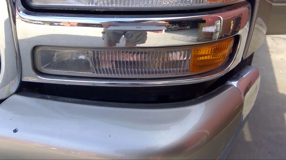 Conjunto de luz de giro/estacionamiento usado se adapta a: 2000 Gmc Sierra 1500 pickup Park Foto 4 de 4