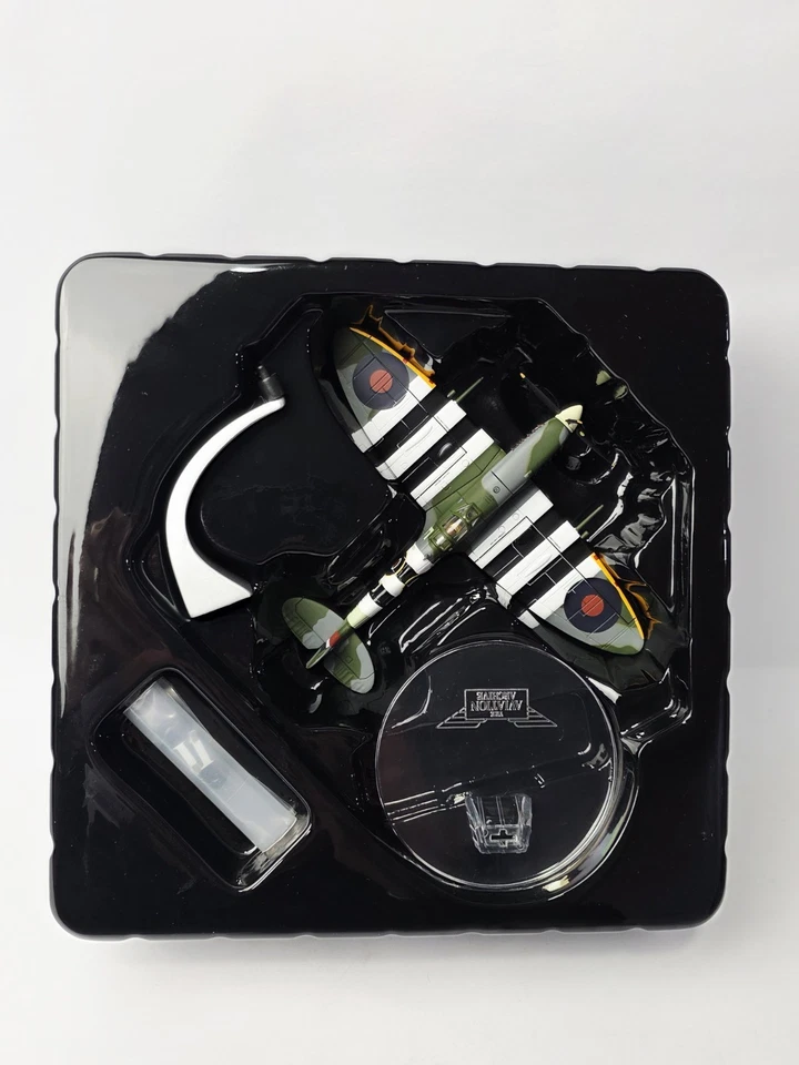 CORGI 90 YEARS ROYAL AIR FORCE SUPERMARINE SPITFIRE JACK CHARLES IN BOX LOT #8 - Image 4 of 4