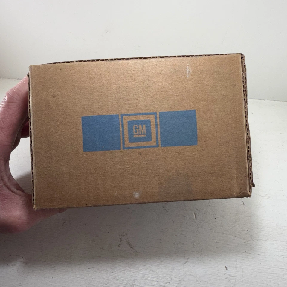 Nuevo kit de rótula inferior delantera OEM GM 15687079 1992-96 camionetas Chevy GMC suburbanas Foto 3 de 4