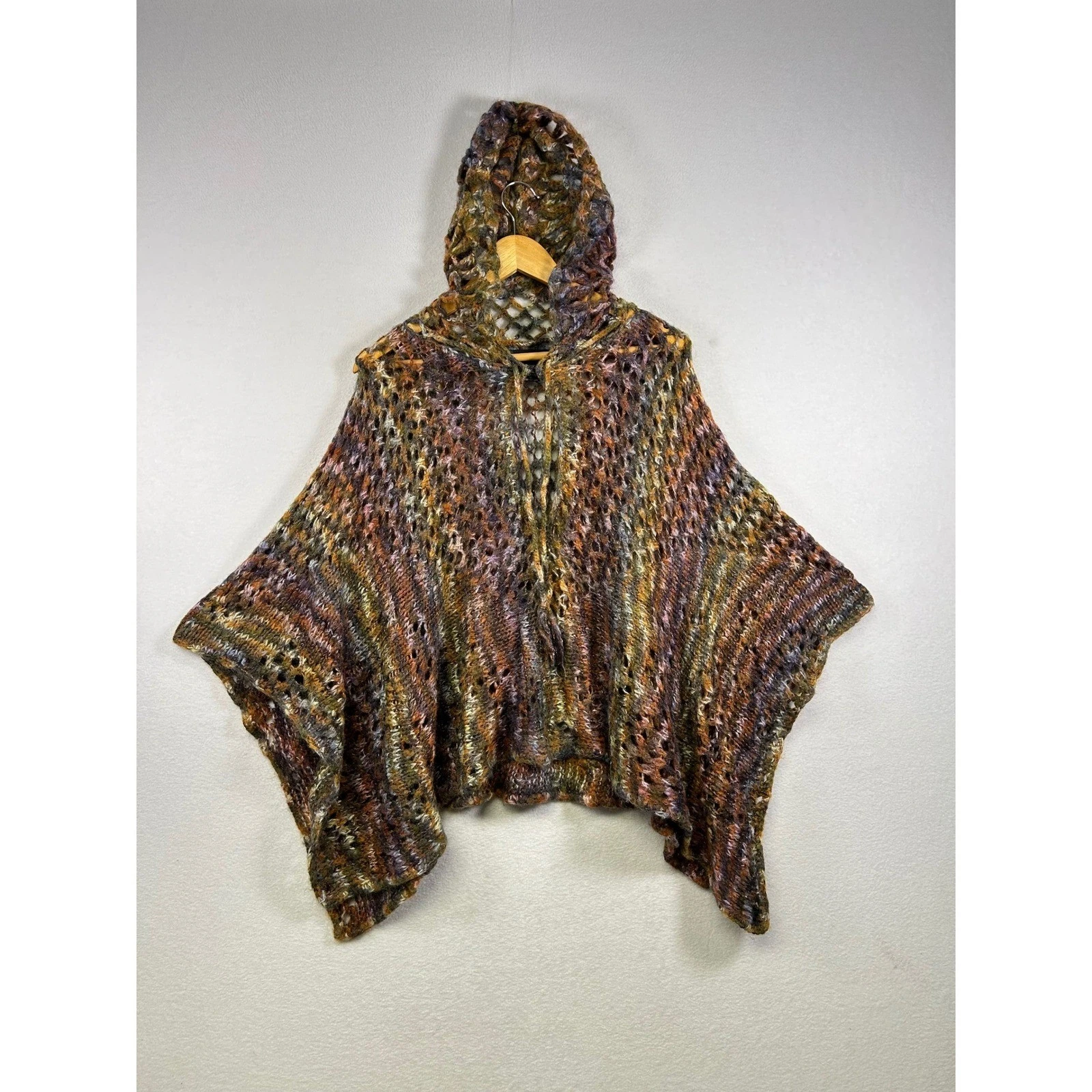 Express Hooded Poncho Women Medium Multicolor Metallic Wool Blend Open Knit Boho
Opens in a new wind