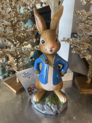 Peter Rabbit Resin 12  Figurine New