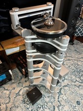 Clearaudio Master Innovation w/ TT1 Tonearm, Goldfinger Cartridge - White