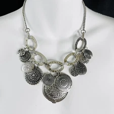 Metal Textured Charm Bib Dangl Necklace Silver Tone Chain Round Pendants 1505