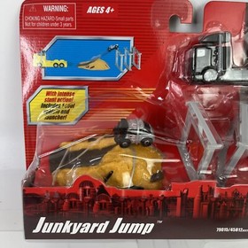 Micro Machines Junkyard Jump 79015/45812 Hasbro Factory Sealed 2003