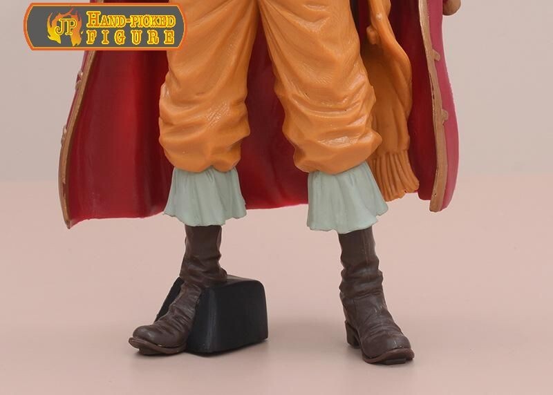 Anime One Piece KOA King Gol·D·Roger Akimbo 22cm Statue GK Figure