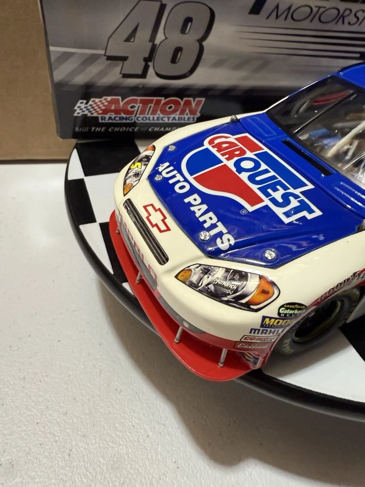 Mark Martin #5 CarQuest 2010 COT 1/24 Nascar Diecast - Image 3 of 4
