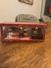 Vtg Dia De Los Muertos Shadow Box - Bowling - Diorama - Nicho -  4 In X 1 3/4in