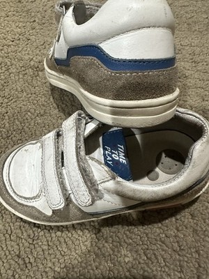 Chicco Boys Tennis Shoes Time To Play Size 25 White