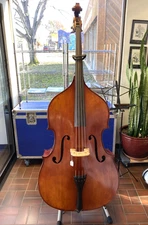 Mint Open Box Krutz 350 series model B735 Upright 7/8 size Bass; with Bag, Bow