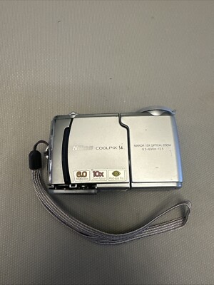 Nikon COOLPIX S4 6.0MP Digital Camera FOR PARTS