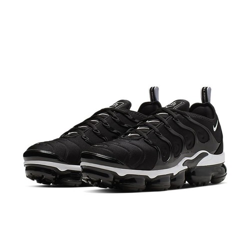 Nike Air VaporMax TN Plus Black/White Men's Shoes - Picture 4 of 6