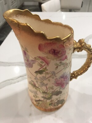 ROYAL ANTIQUE  ADDERLEY PORCELAIN PITCHER MADE IN ENGLAND 1912-1926.