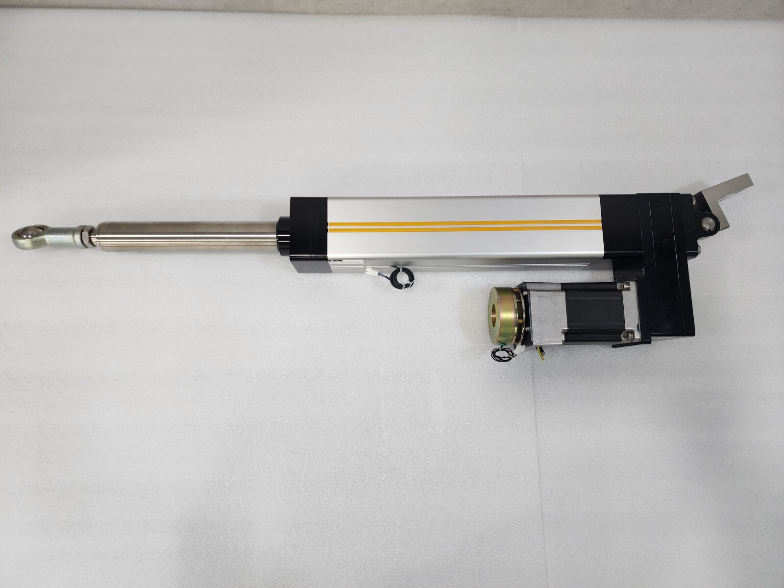 As-Is PARKER High Force Electronic Thrust Cylinder ETH080M05C1BAKCSN0300A