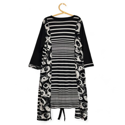 Taking Shape Long Black & White Womens Cardigan Size M Abstract Button Up - Picture 5 of 9